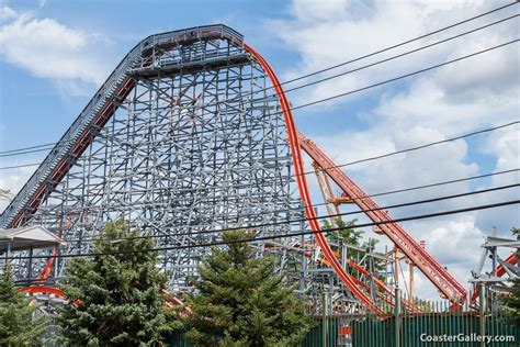 wicked cyclone six flags new england